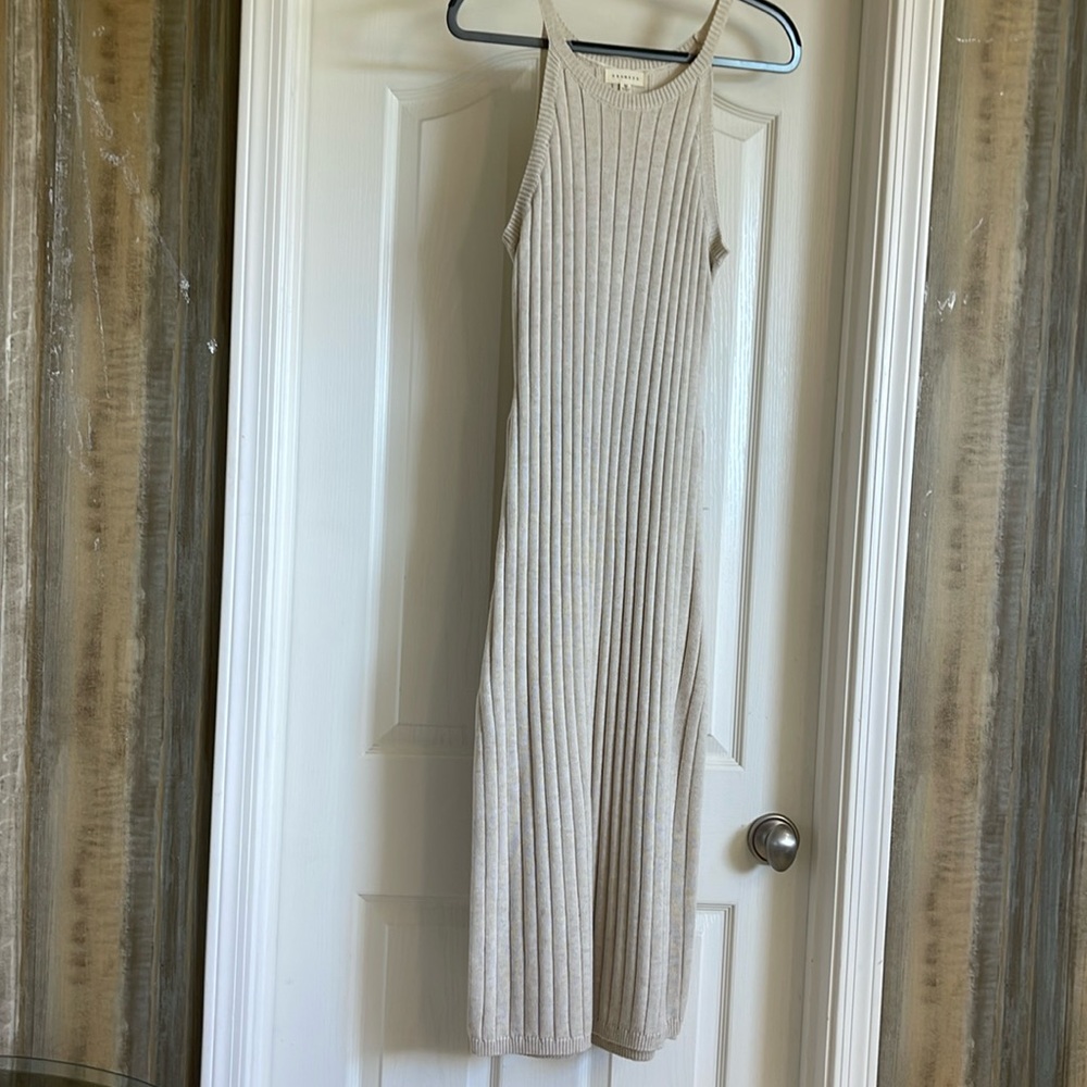 Dress size medium, like new brand Promesa